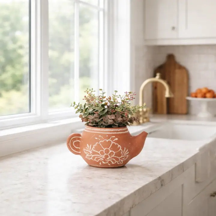 PLANTER VASANTA TEAPOT