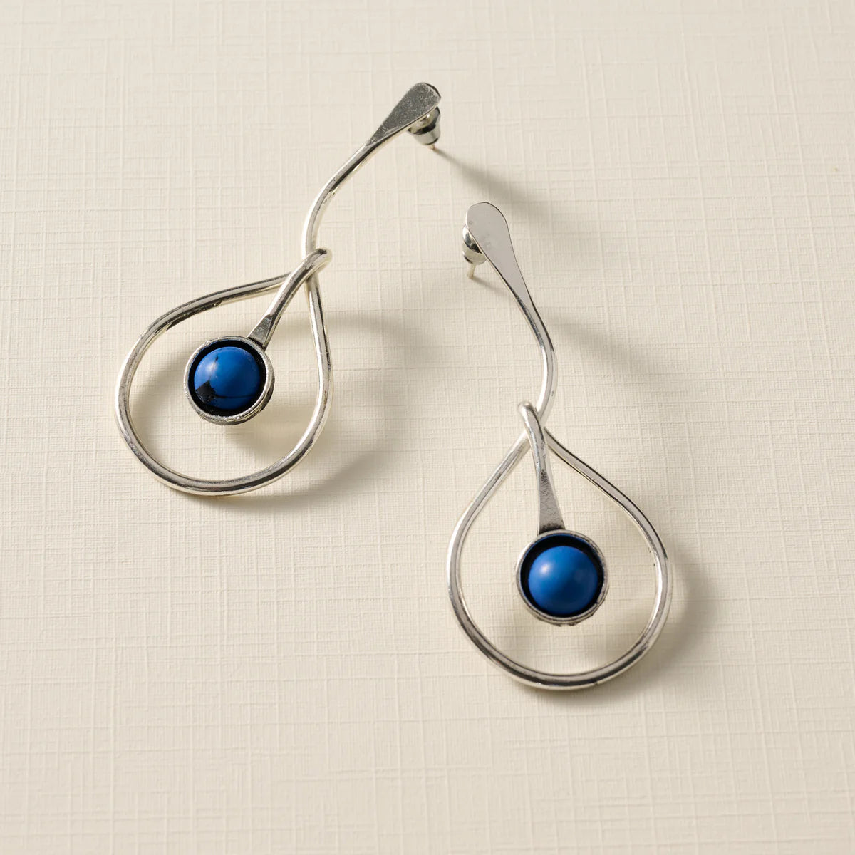 EARRING KAKSHA SILVER COBALT BEAD DROP