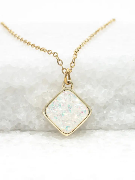 NECKLACE CLARE OPAL