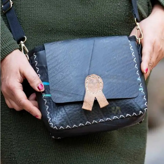 BAG RUBBER FLAP REMOVABLE STRAP BG-D-XHI