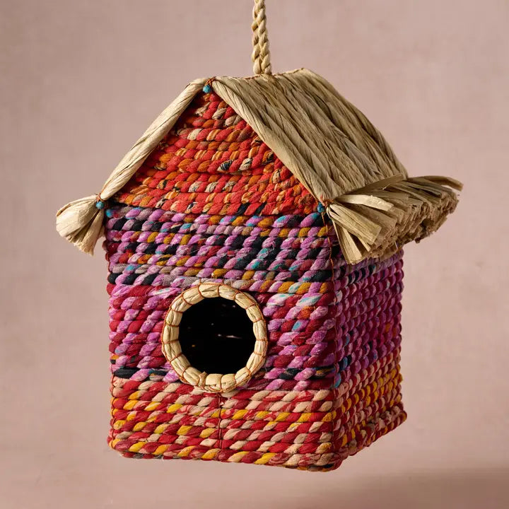 BIRDHOUSE NIRA SARI