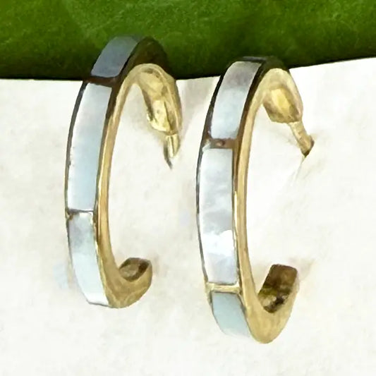 EARRING INLAY HUGGIES MOM OF PEARL BRASS