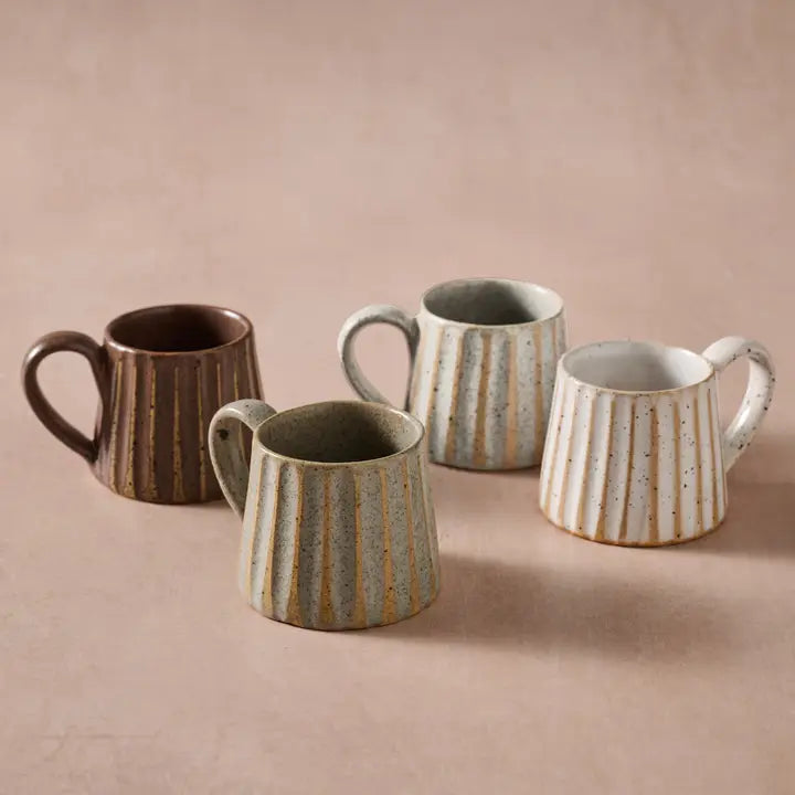 MUG CONICAL FLUTED SUNDARA
